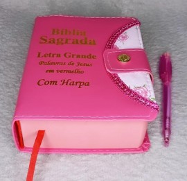 B�blia tijolinho pink bot�o letra grande 